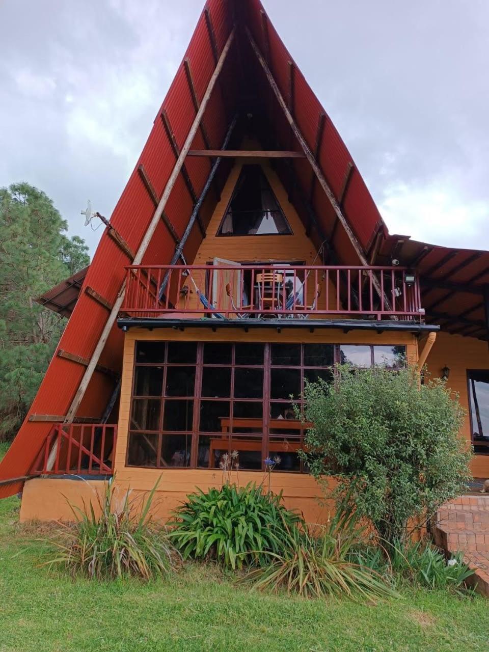 Chalets Amarelo ซูเอสกา ภายนอก รูปภาพ