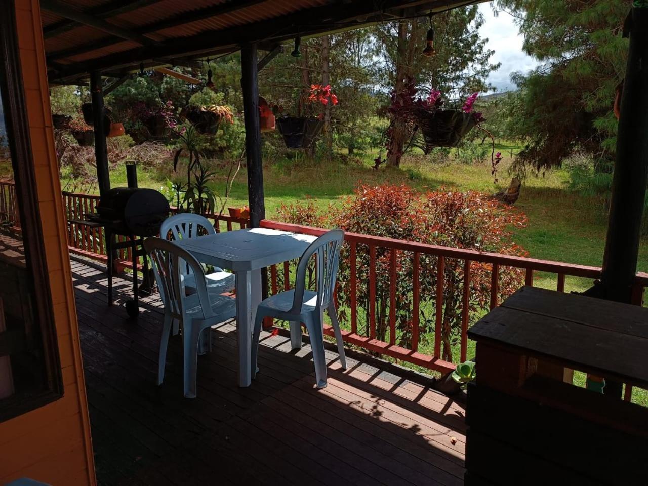 Chalets Amarelo ซูเอสกา ภายนอก รูปภาพ