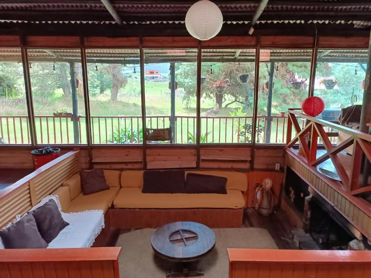 Chalets Amarelo ซูเอสกา ภายนอก รูปภาพ