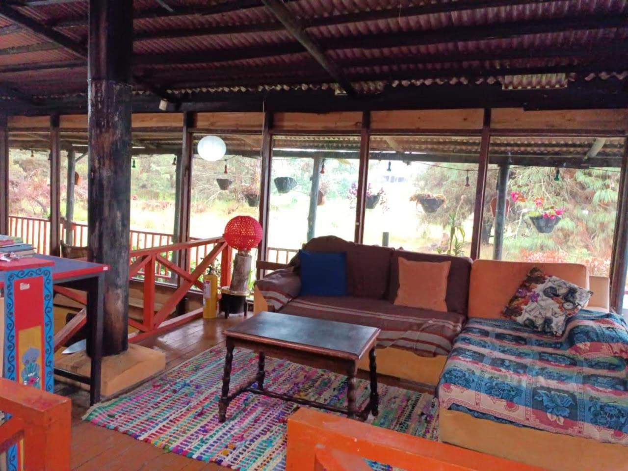 Chalets Amarelo ซูเอสกา ภายนอก รูปภาพ